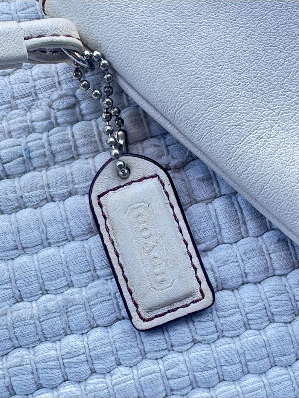 Coach Bone White Leather Wristlet Pouch Silver Hardware Zip Clutch